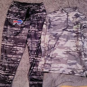 Buffalo Bills Camo sweatpants and shirt - Medium